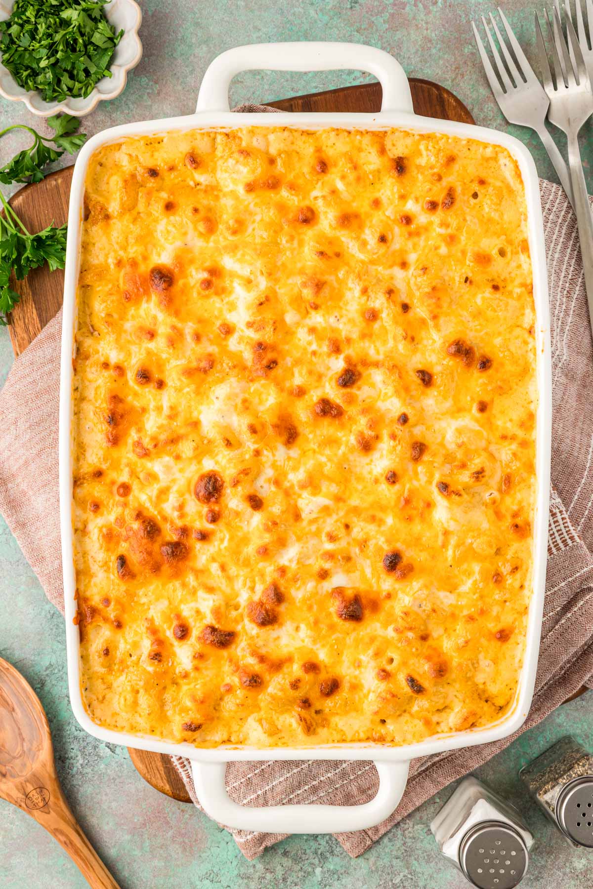 Overhead photo of a casserole dish with mac and cheese.