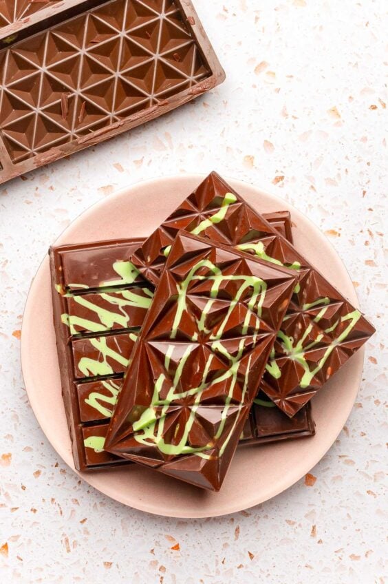 Dubai Chocolate Bars on a pink plate.