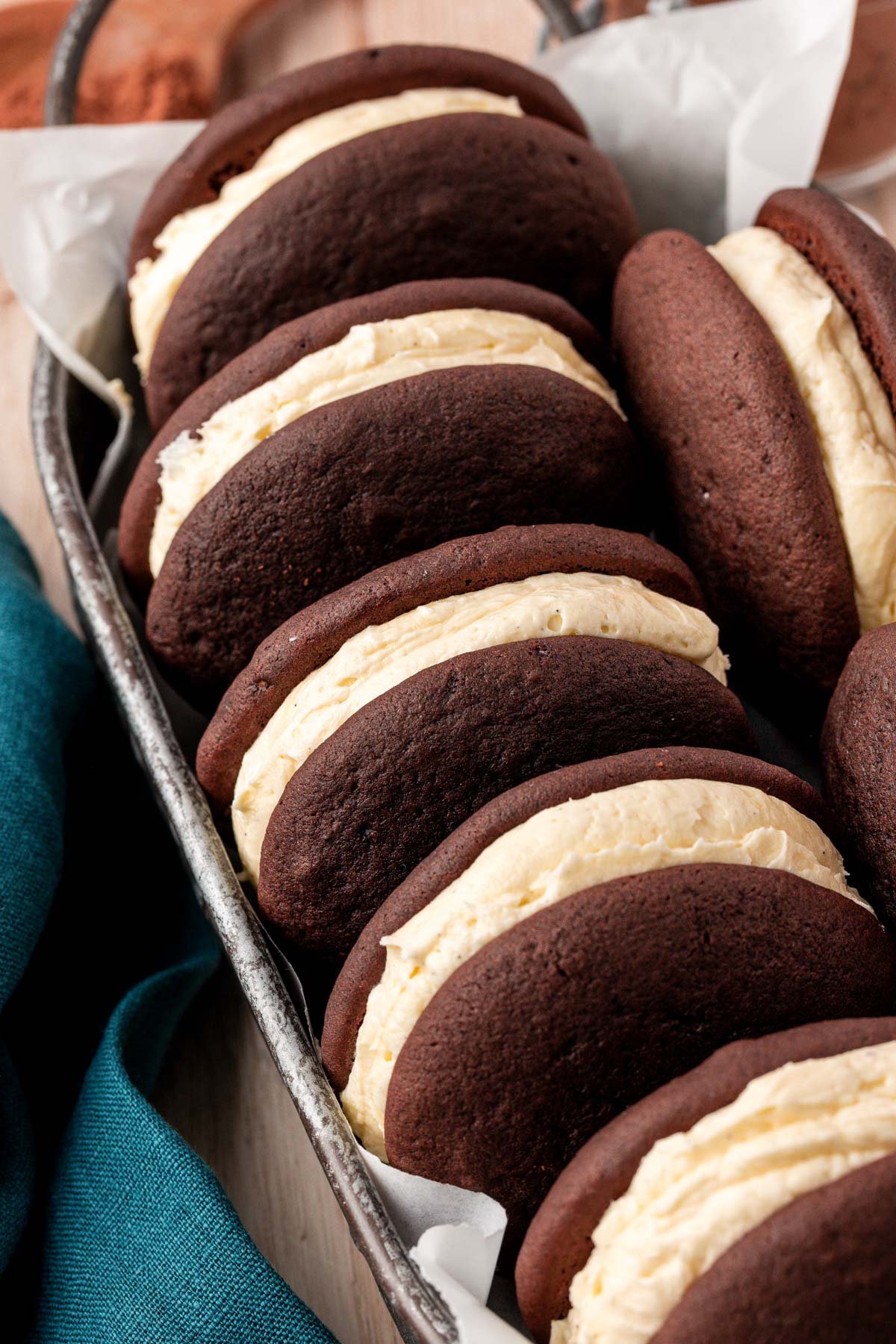 Whoopie pies in a try ready to be served.