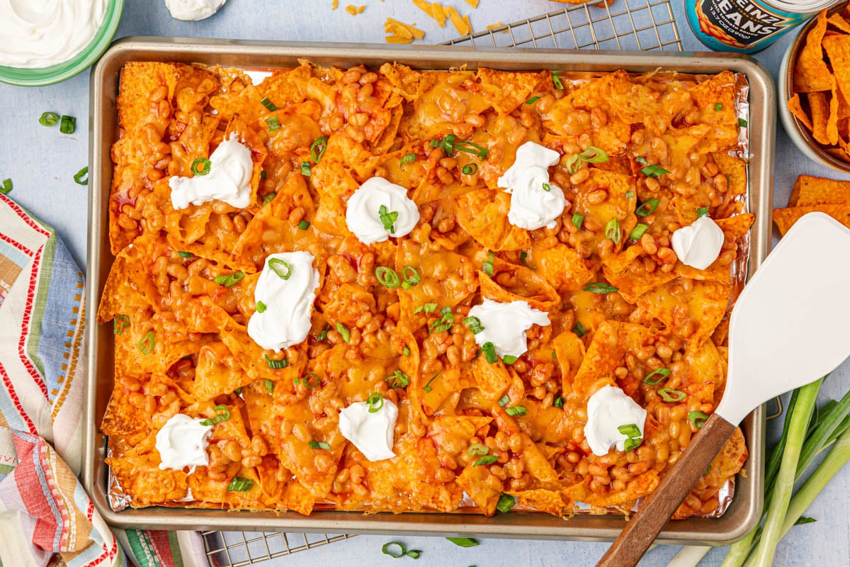 Overhead photo of a pan of Margot Robbie's Nachos.
